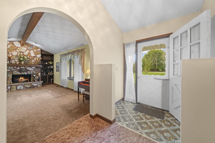 2600 East Ct, BELVIDERE, Illinois 61008, 6 Bedrooms Bedrooms, ,2 BathroomsBathrooms,House,For Sale,East Ct,202602433