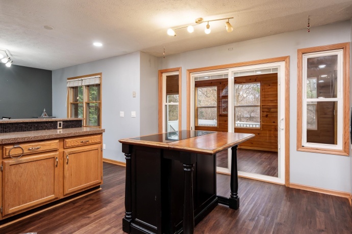 6571 Chartwell, ROCKFORD, Illinois 61114, 4 Bedrooms Bedrooms, ,2 BathroomsBathrooms,House,For Sale,Chartwell,202602434