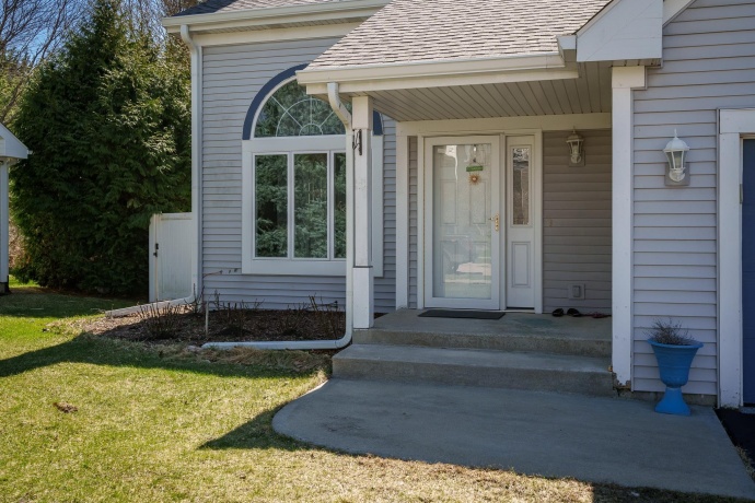 6571 Chartwell, ROCKFORD, Illinois 61114, 4 Bedrooms Bedrooms, ,2 BathroomsBathrooms,House,For Sale,Chartwell,202602434