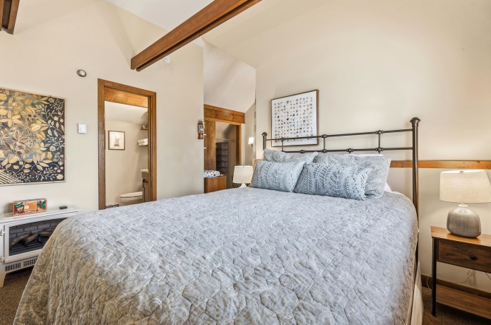 127 Plum Cove, GALENA, Illinois 61036, 3 Bedrooms Bedrooms, ,3 BathroomsBathrooms,Condominium,For Sale,Plum Cove,202602441