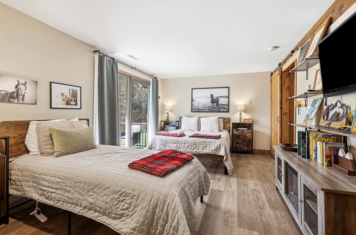 127 Plum Cove, GALENA, Illinois 61036, 3 Bedrooms Bedrooms, ,3 BathroomsBathrooms,Condominium,For Sale,Plum Cove,202602441