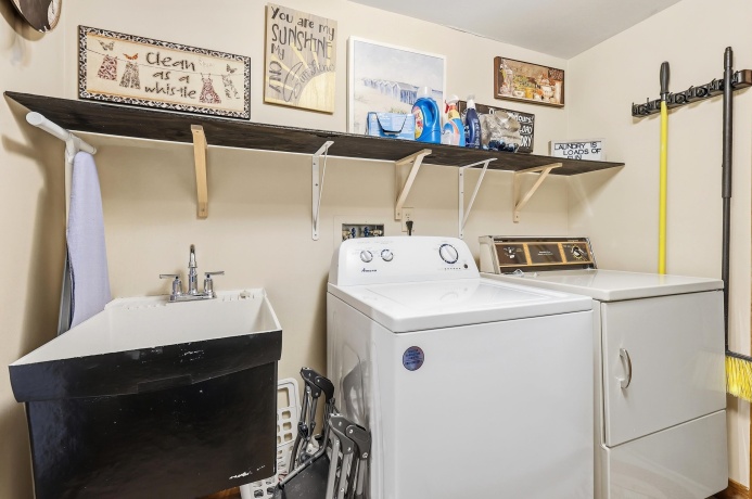 127 Plum Cove, GALENA, Illinois 61036, 3 Bedrooms Bedrooms, ,3 BathroomsBathrooms,Condominium,For Sale,Plum Cove,202602441