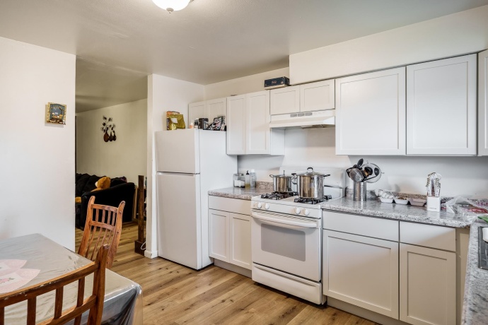 422 HENRIETTA, ROCKFORD, Illinois 61102, ,3 - 4 Units,For Sale,HENRIETTA,202602436