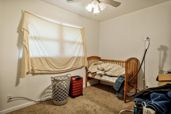 422 HENRIETTA, ROCKFORD, Illinois 61102, ,3 - 4 Units,For Sale,HENRIETTA,202602436