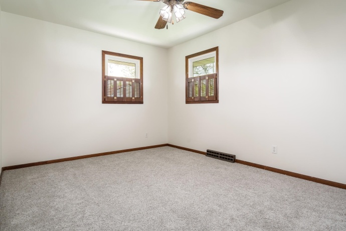 9804 Debbie, MACHESNEY PARK, Illinois 61115, 3 Bedrooms Bedrooms, ,1 BathroomBathrooms,House,For Sale,Debbie,202602438
