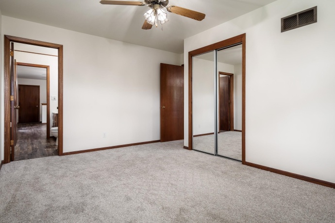 9804 Debbie, MACHESNEY PARK, Illinois 61115, 3 Bedrooms Bedrooms, ,1 BathroomBathrooms,House,For Sale,Debbie,202602438