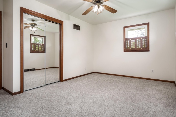 9804 Debbie, MACHESNEY PARK, Illinois 61115, 3 Bedrooms Bedrooms, ,1 BathroomBathrooms,House,For Sale,Debbie,202602438
