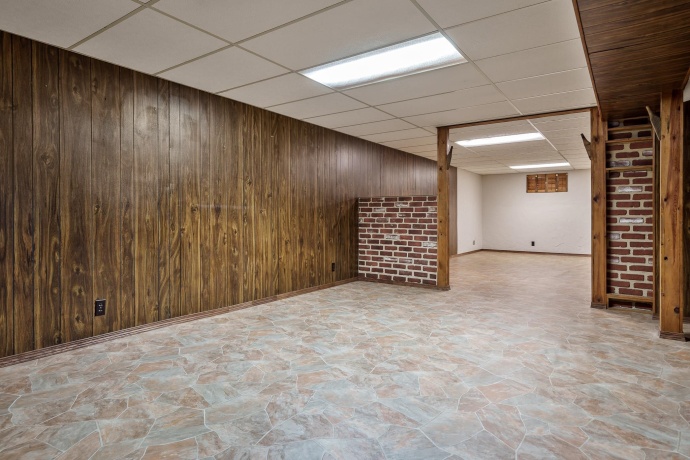9804 Debbie, MACHESNEY PARK, Illinois 61115, 3 Bedrooms Bedrooms, ,1 BathroomBathrooms,House,For Sale,Debbie,202602438