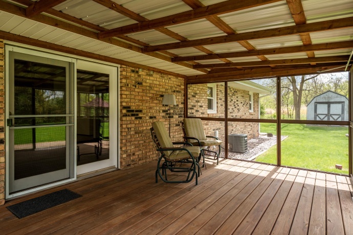 9804 Debbie, MACHESNEY PARK, Illinois 61115, 3 Bedrooms Bedrooms, ,1 BathroomBathrooms,House,For Sale,Debbie,202602438