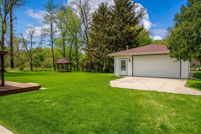 9804 Debbie, MACHESNEY PARK, Illinois 61115, 3 Bedrooms Bedrooms, ,1 BathroomBathrooms,House,For Sale,Debbie,202602438