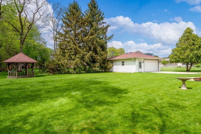 9804 Debbie, MACHESNEY PARK, Illinois 61115, 3 Bedrooms Bedrooms, ,1 BathroomBathrooms,House,For Sale,Debbie,202602438