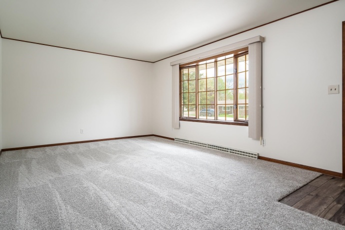 9804 Debbie, MACHESNEY PARK, Illinois 61115, 3 Bedrooms Bedrooms, ,1 BathroomBathrooms,House,For Sale,Debbie,202602438
