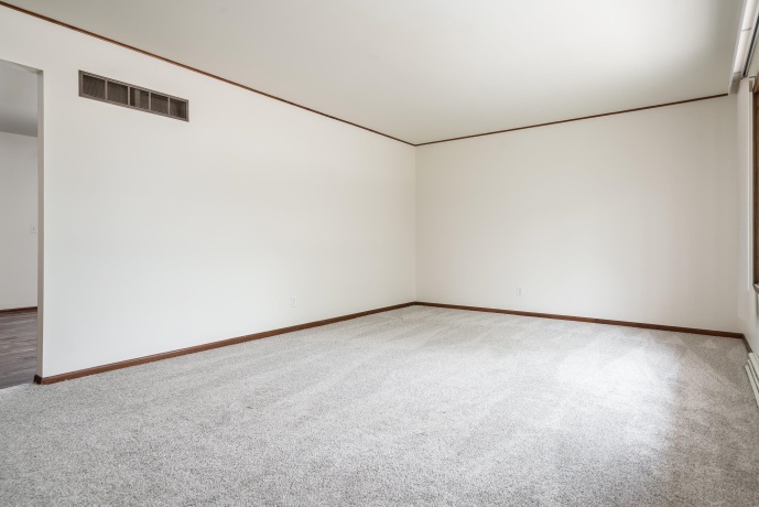 9804 Debbie, MACHESNEY PARK, Illinois 61115, 3 Bedrooms Bedrooms, ,1 BathroomBathrooms,House,For Sale,Debbie,202602438