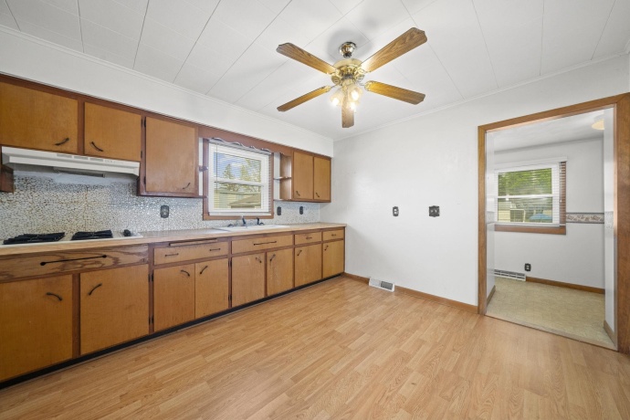 2108 Margaret, LOVES PARK, Illinois 61111, 3 Bedrooms Bedrooms, ,2 BathroomsBathrooms,House,For Sale,Margaret,202602439