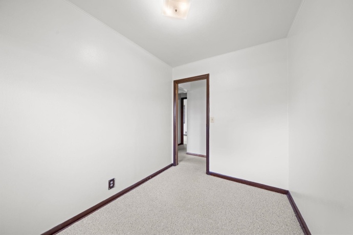 2108 Margaret, LOVES PARK, Illinois 61111, 3 Bedrooms Bedrooms, ,2 BathroomsBathrooms,House,For Sale,Margaret,202602439