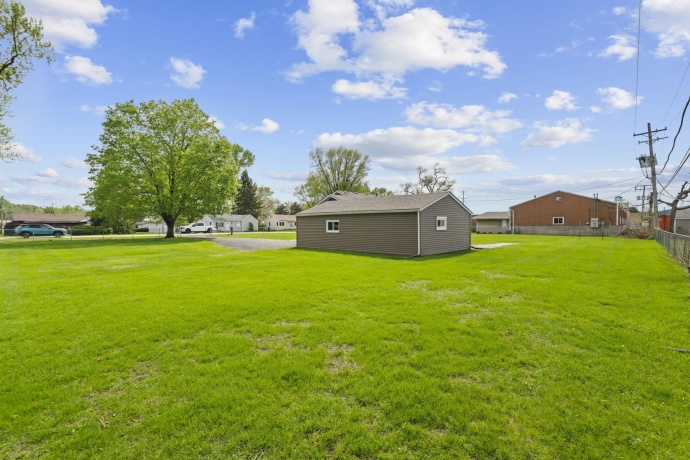 2108 Margaret, LOVES PARK, Illinois 61111, 3 Bedrooms Bedrooms, ,2 BathroomsBathrooms,House,For Sale,Margaret,202602439