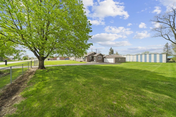 2108 Margaret, LOVES PARK, Illinois 61111, 3 Bedrooms Bedrooms, ,2 BathroomsBathrooms,House,For Sale,Margaret,202602439