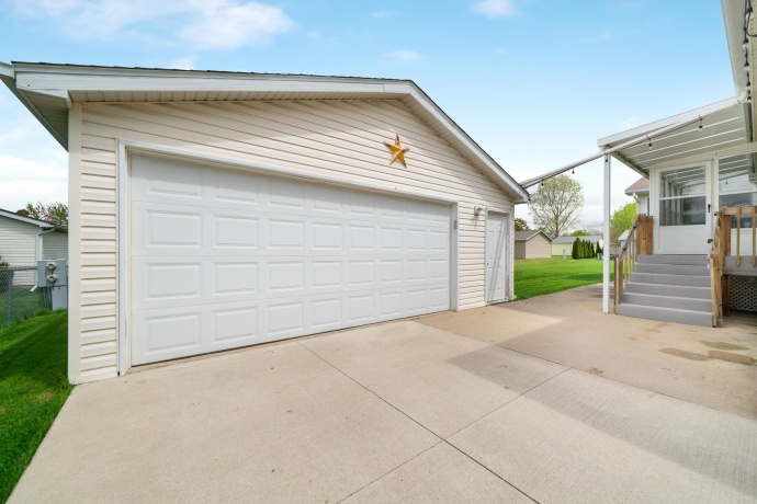 5412 Cypress, MACHESNEY PARK, Illinois 61115, 3 Bedrooms Bedrooms, ,2 BathroomsBathrooms,House,For Sale,Cypress,202602440