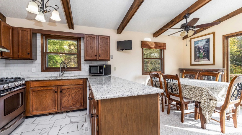 6 Meadow Path, GALENA, Illinois 61036, 2 Bedrooms Bedrooms, ,2 BathroomsBathrooms,House,For Sale,Meadow Path,202602442