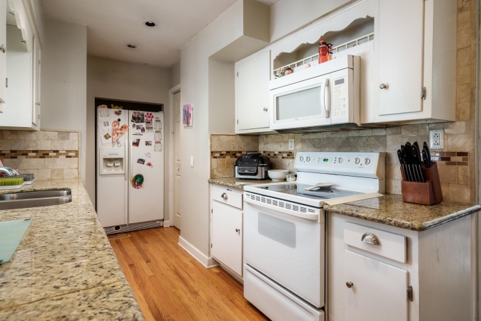 920 WOODLAND, ROCKFORD, Illinois 61108, 3 Bedrooms Bedrooms, ,2 BathroomsBathrooms,House,For Sale,WOODLAND,202602443