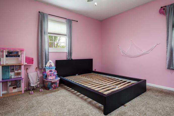 920 WOODLAND, ROCKFORD, Illinois 61108, 3 Bedrooms Bedrooms, ,2 BathroomsBathrooms,House,For Sale,WOODLAND,202602443