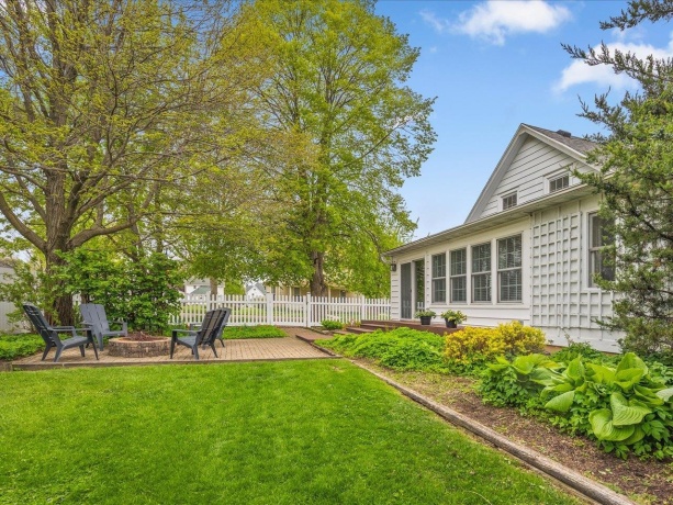 101 Hickory, SHANNON, Illinois 61078, 4 Bedrooms Bedrooms, ,2 BathroomsBathrooms,House,For Sale,Hickory,202602444