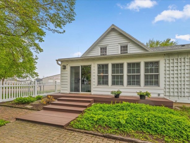 101 Hickory, SHANNON, Illinois 61078, 4 Bedrooms Bedrooms, ,2 BathroomsBathrooms,House,For Sale,Hickory,202602444