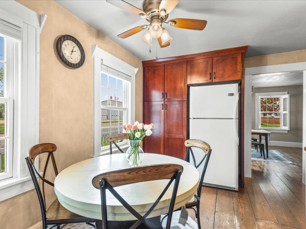 101 Hickory, SHANNON, Illinois 61078, 4 Bedrooms Bedrooms, ,2 BathroomsBathrooms,House,For Sale,Hickory,202602444
