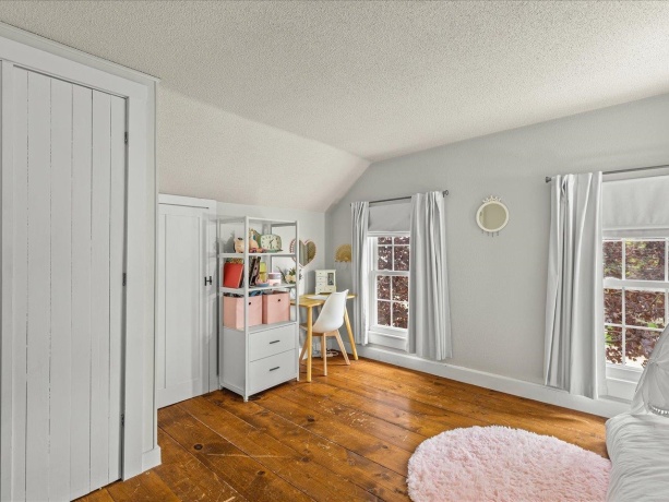 101 Hickory, SHANNON, Illinois 61078, 4 Bedrooms Bedrooms, ,2 BathroomsBathrooms,House,For Sale,Hickory,202602444