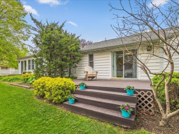 101 Hickory, SHANNON, Illinois 61078, 4 Bedrooms Bedrooms, ,2 BathroomsBathrooms,House,For Sale,Hickory,202602444