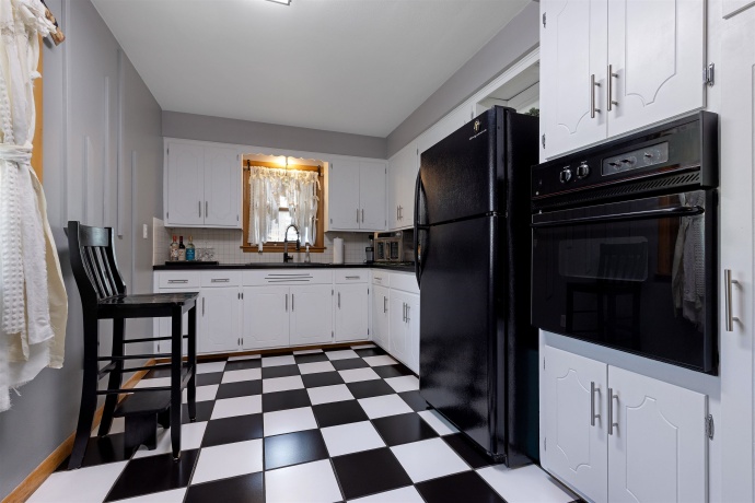 4615 NEWCASTLE, ROCKFORD, Illinois 61108, 2 Bedrooms Bedrooms, ,1 BathroomBathrooms,House,For Sale,NEWCASTLE,202602447