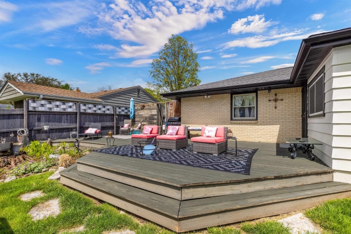 4615 NEWCASTLE, ROCKFORD, Illinois 61108, 2 Bedrooms Bedrooms, ,1 BathroomBathrooms,House,For Sale,NEWCASTLE,202602447