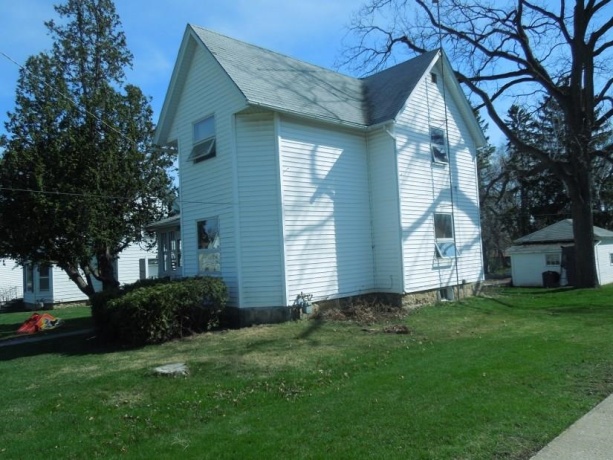 705 Main, WARREN, Illinois 61087, 3 Bedrooms Bedrooms, ,1 BathroomBathrooms,House,For Sale,Main,202602448