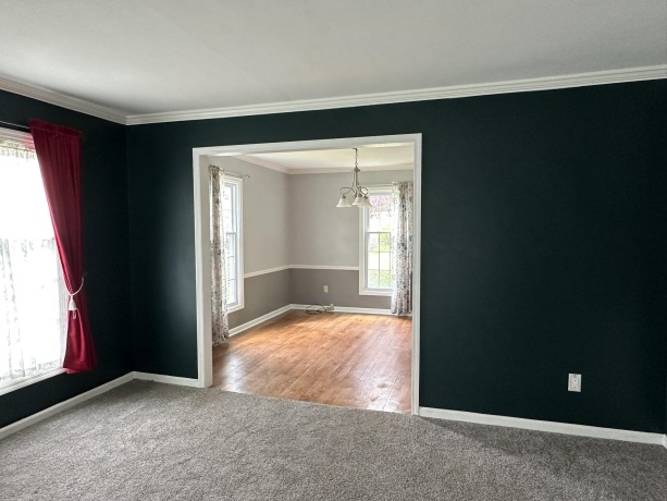 253 Park Crest Dr, FREEPORT, Illinois 61032, 4 Bedrooms Bedrooms, ,2 BathroomsBathrooms,House,For Sale,Park Crest Dr,202602449