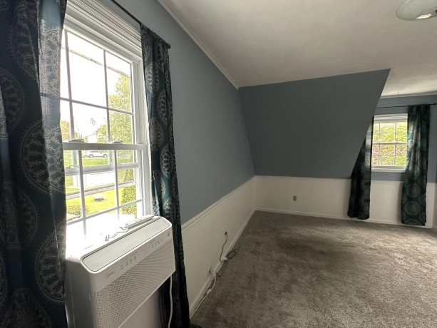 253 Park Crest Dr, FREEPORT, Illinois 61032, 4 Bedrooms Bedrooms, ,2 BathroomsBathrooms,House,For Sale,Park Crest Dr,202602449