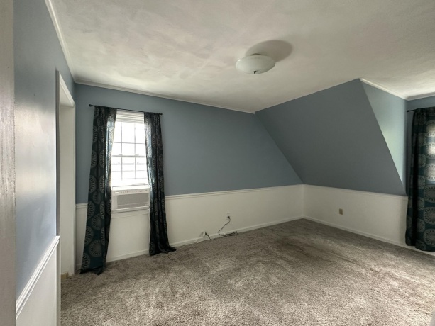 253 Park Crest Dr, FREEPORT, Illinois 61032, 4 Bedrooms Bedrooms, ,2 BathroomsBathrooms,House,For Sale,Park Crest Dr,202602449