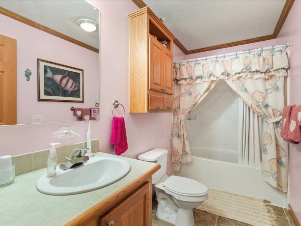 5647 Lidden, MACHESNEY PARK, Illinois 61115, 3 Bedrooms Bedrooms, ,2 BathroomsBathrooms,House,For Sale,Lidden,202601563