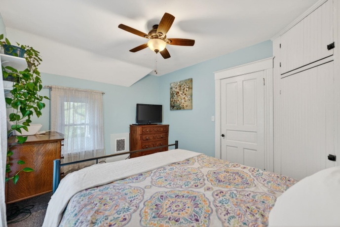 525 HURLBUT, BELVIDERE, Illinois 61008, 3 Bedrooms Bedrooms, ,2 BathroomsBathrooms,House,For Sale,HURLBUT,202602451