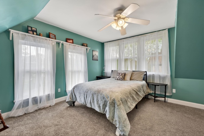 525 HURLBUT, BELVIDERE, Illinois 61008, 3 Bedrooms Bedrooms, ,2 BathroomsBathrooms,House,For Sale,HURLBUT,202602451