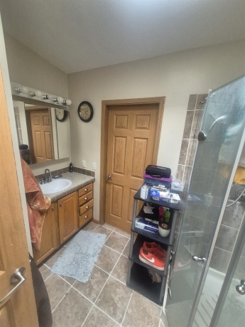 2221 Iris, BELVIDERE, Illinois 61008, 3 Bedrooms Bedrooms, ,2 BathroomsBathrooms,House,For Sale,Iris,202602452