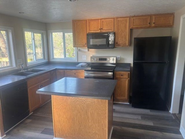 6724 Rydberg, ROCKFORD, Illinois 61109, 2 Bedrooms Bedrooms, ,1 BathroomBathrooms,House,For Sale,Rydberg,202602457
