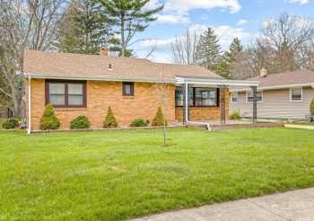 324 Fairview, ROCKFORD, Illinois 61107, 2 Bedrooms Bedrooms, ,1 BathroomBathrooms,House,For Sale,Fairview,202602003