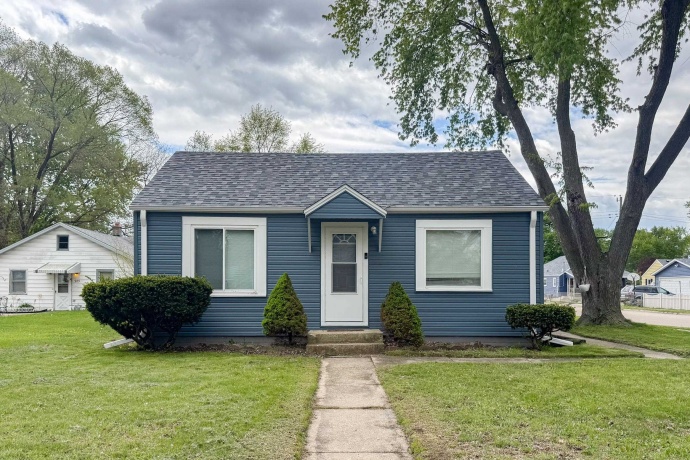 901 Kingsley, MACHESNEY PARK, Illinois 61115, 2 Bedrooms Bedrooms, ,1 BathroomBathrooms,House,For Sale,Kingsley,202602459