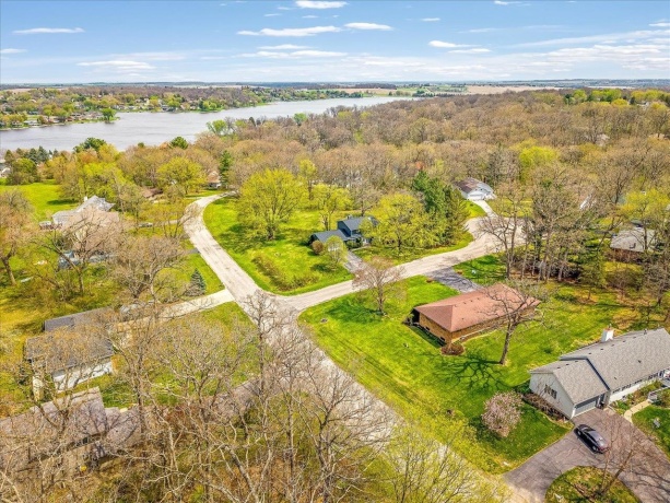 632 Hickory, LAKE SUMMERSET, Illinois 61019, 3 Bedrooms Bedrooms, ,1 BathroomBathrooms,House,For Sale,Hickory,202602460