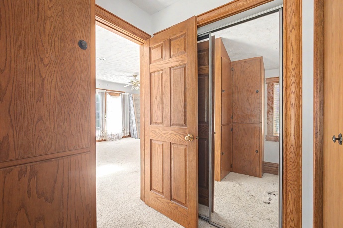 201 Main, ELIZABETH, Illinois 61028, 4 Bedrooms Bedrooms, ,2 BathroomsBathrooms,House,For Sale,Main,202602462