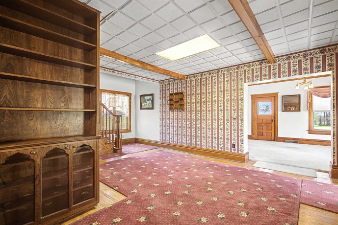 201 Main, ELIZABETH, Illinois 61028, 4 Bedrooms Bedrooms, ,2 BathroomsBathrooms,House,For Sale,Main,202602462