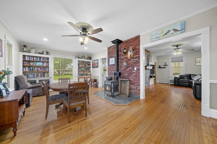205 Brayton, MOUNT MORRIS, Illinois 61054, 3 Bedrooms Bedrooms, ,1 BathroomBathrooms,House,For Sale,Brayton,202602463