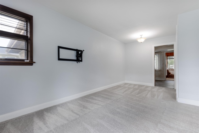 1303 Roncevalles, ROCKFORD, Illinois 61107, 3 Bedrooms Bedrooms, ,2 BathroomsBathrooms,House,For Sale,Roncevalles,202602465