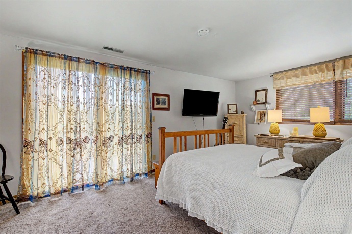 12 Cedar Bluff, GALENA, Illinois 61036, 2 Bedrooms Bedrooms, ,2 BathroomsBathrooms,Condominium,For Sale,Cedar Bluff,202602467