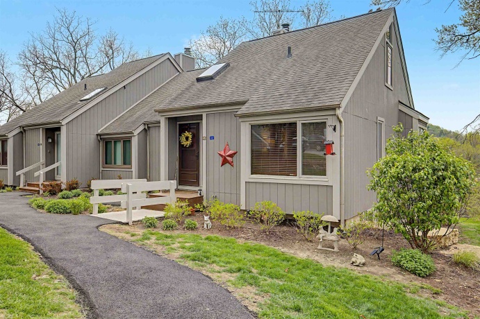 12 Cedar Bluff, GALENA, Illinois 61036, 2 Bedrooms Bedrooms, ,2 BathroomsBathrooms,Condominium,For Sale,Cedar Bluff,202602467